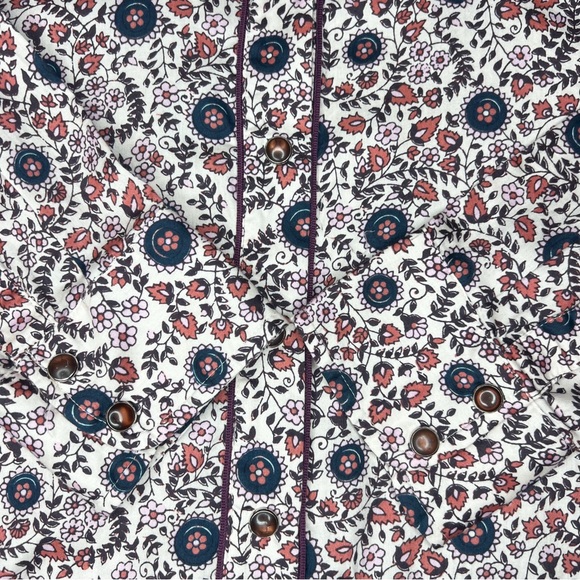 Xirena Sierra Shirt Ivory Blossom Floral Snap Front Western Style size XS - Picture 8 of 8